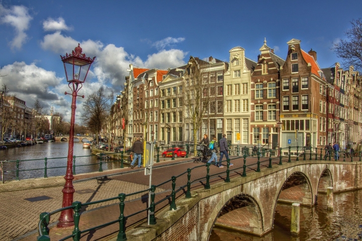 amsterdam-6864601280jpg-728x728.jpg