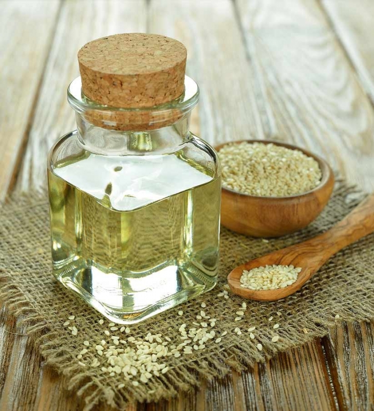 22-05-201310-48bigstock-sesame-oil-4353578jpg-728x728.jpg