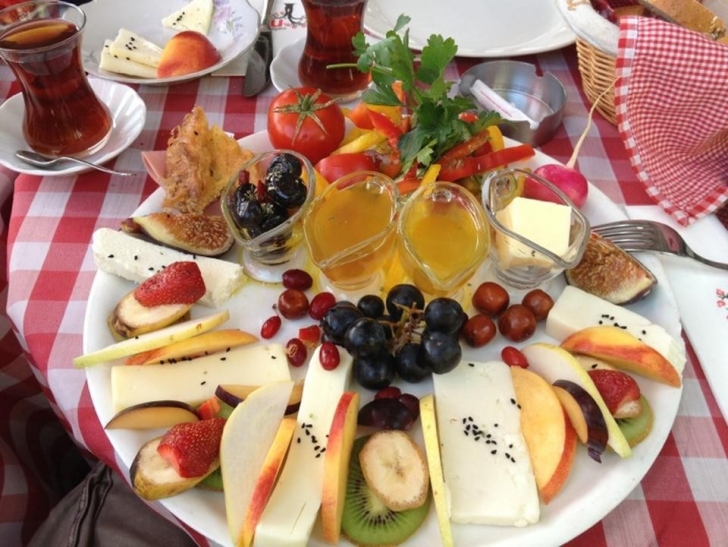 cafe-narjpg-728x728.jpg